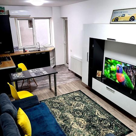 Yellow House Luxury Berceni Bukareszt Zewnętrze zdjęcie