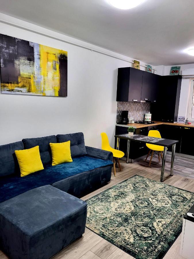Yellow House Luxury Berceni Bukareszt Zewnętrze zdjęcie